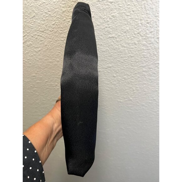Vintage Black Satin Clutch Purse With Gold Chain Strap & Frame - Picture 7 of 7